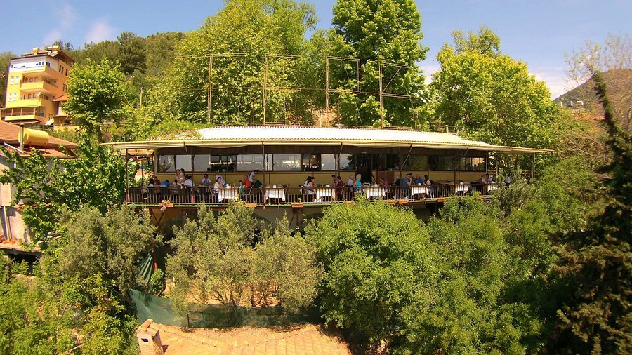 12:45 PM – Lunch at Mountain Restaurant