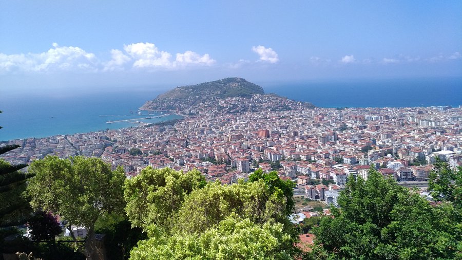 09:30 – 10:00 | Panoramic Stop at Alanya Viewing Terrace