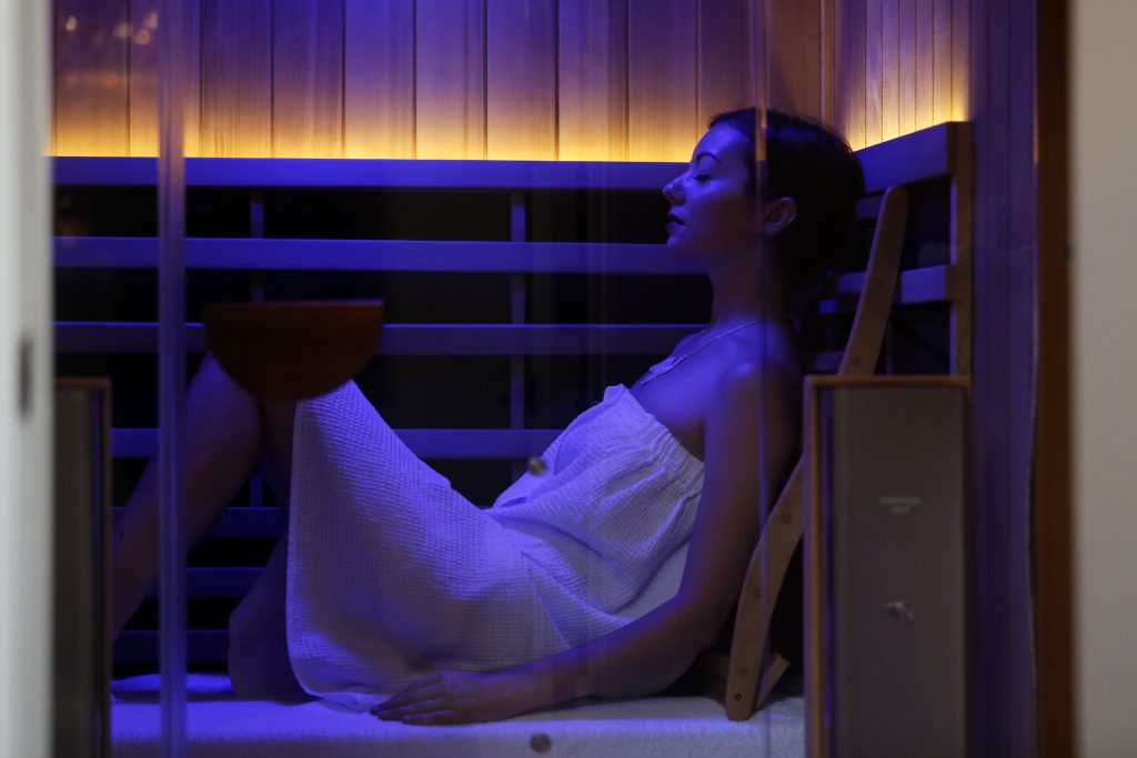 09:30 – 10:00: Dry Heat Sauna